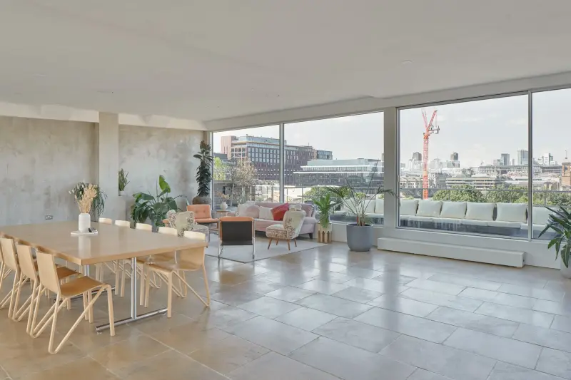 London Bridge Penthouse in London Bridge